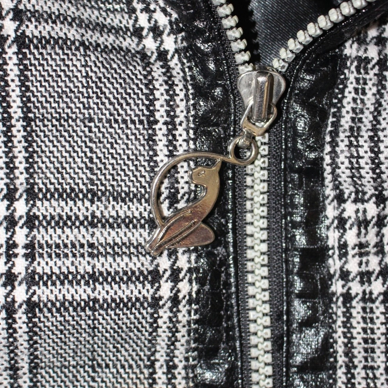 "VINTAGE" patterned jacket