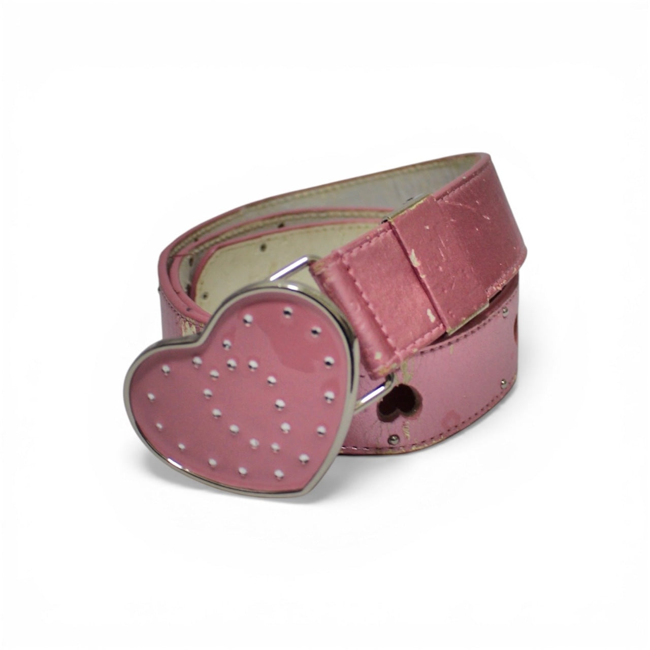"Pink belt with heart-shaped buckle"