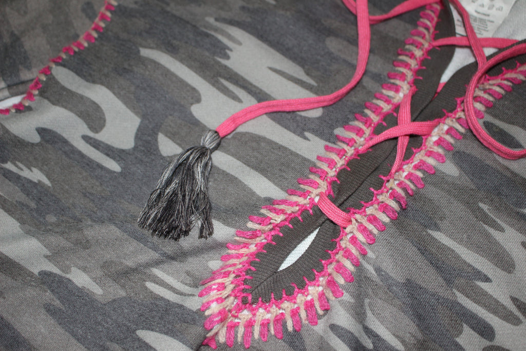 "VENUS" camouflage design hoodie